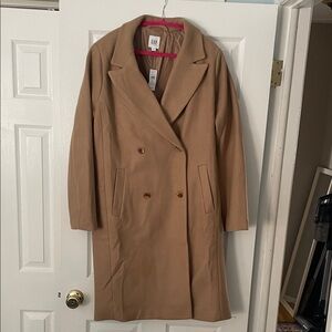 GAP Women's Classic Tan Trench Coat